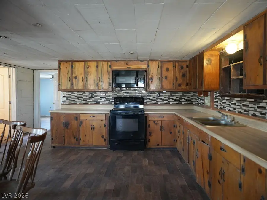 4031 Moapa Street, Pahrump, NV 89048 - #3