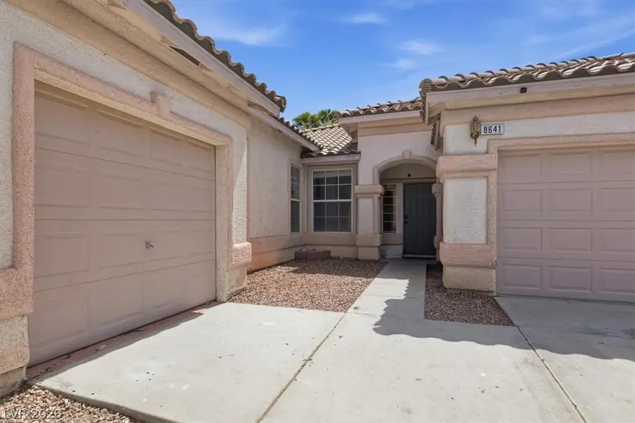 8641 Vivid Violet Avenue, Las Vegas, NV 89143 - #2