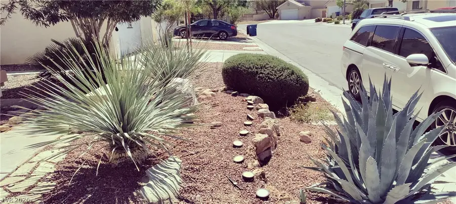 5848 Sleepy Spruce Street, Las Vegas, NV 89113 - #2