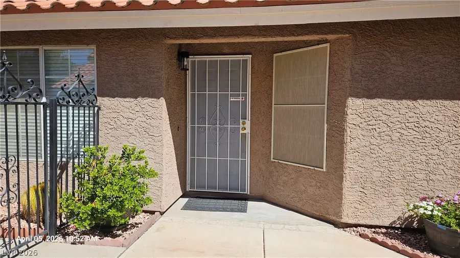 3201 Shallow Point Circle, Las Vegas, NV 89117 - #3