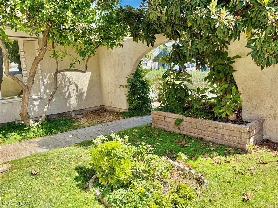 401 Horn Street, Las Vegas, NV 89107 - #2