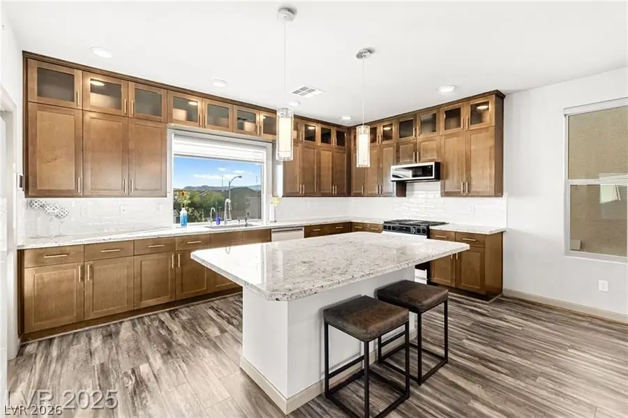 8011 Haywood Estate Avenue, Las Vegas, NV 89113 - #2