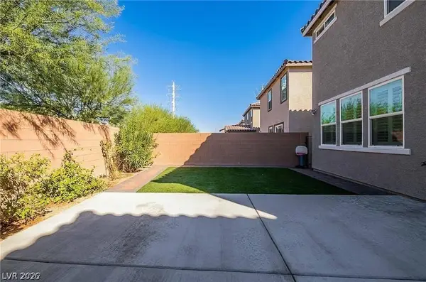 5741 E Mia Skye Street, Las Vegas, NV 89148