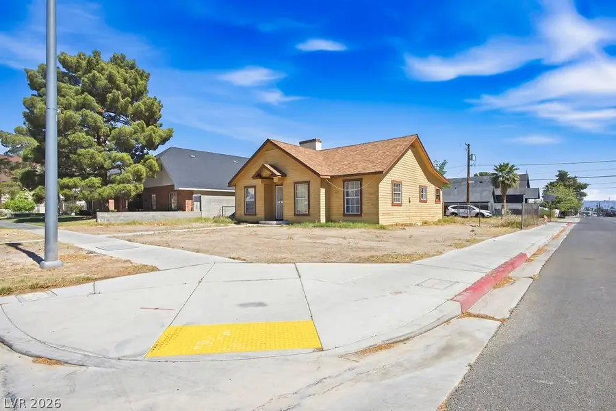 529 S 9th Street, Las Vegas, NV 89101 - #3