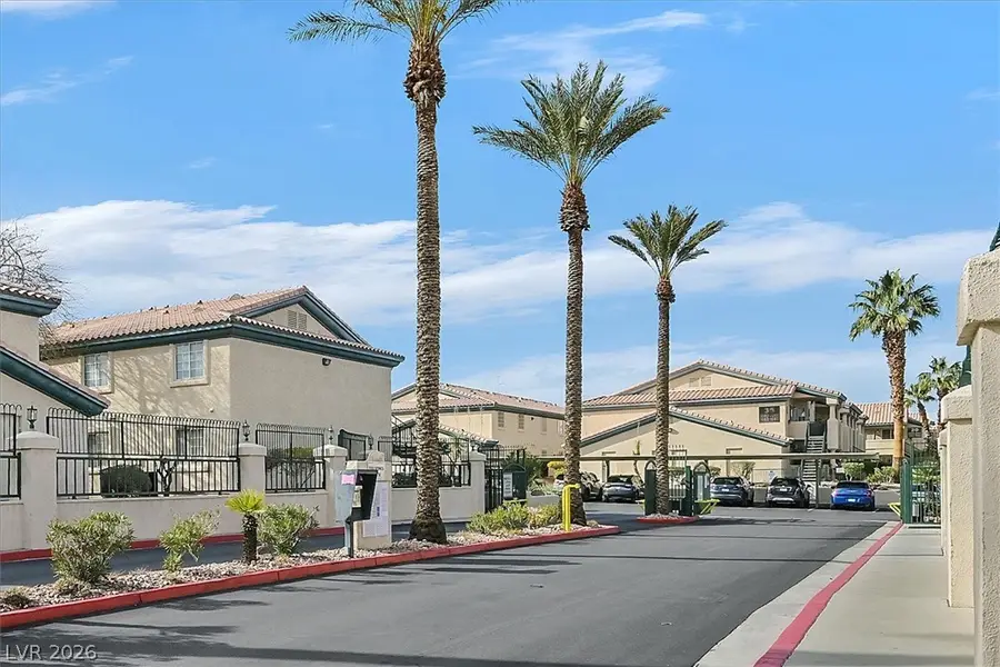 8410 Eldora Avenue #2043, Las Vegas, NV 89117 - #3