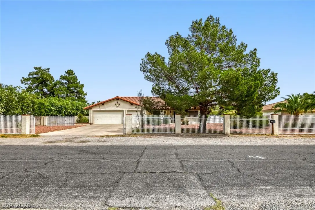 3146 Mann Street, Las Vegas, NV 89146 - #1