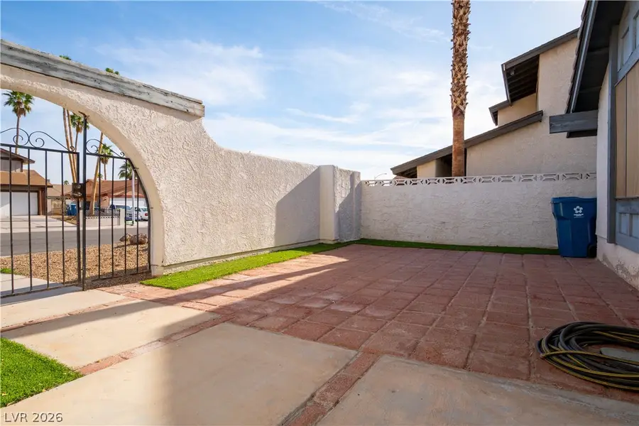 6333 Obannon Drive, Las Vegas, NV 89146 - #2