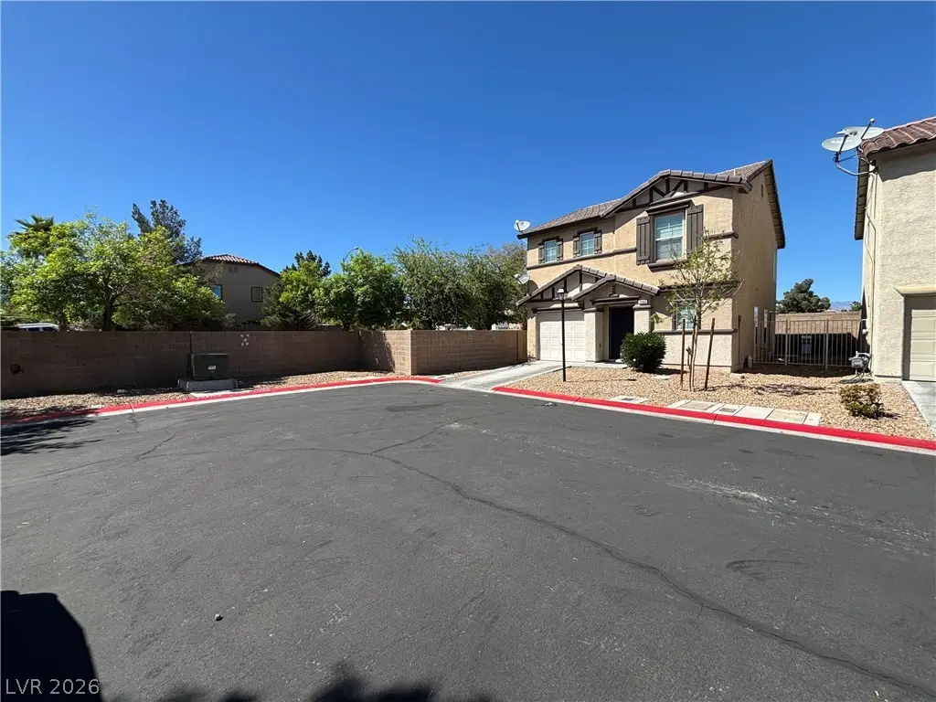 7260 Platinum Peak Avenue, Las Vegas, NV 89129 - #1