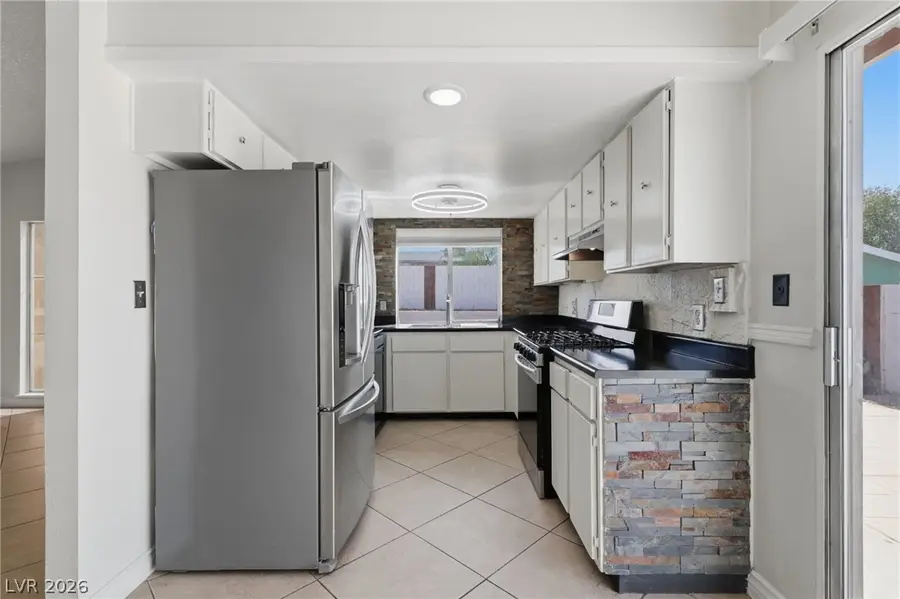 6811 Soldela Drive, Las Vegas, NV 89156 - #2