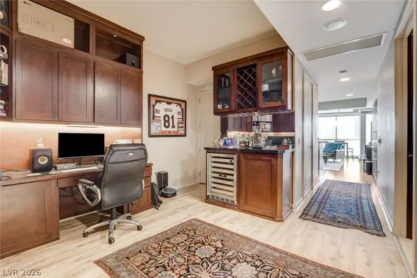 4525 Dean Martin Drive #905, Las Vegas, NV 89103