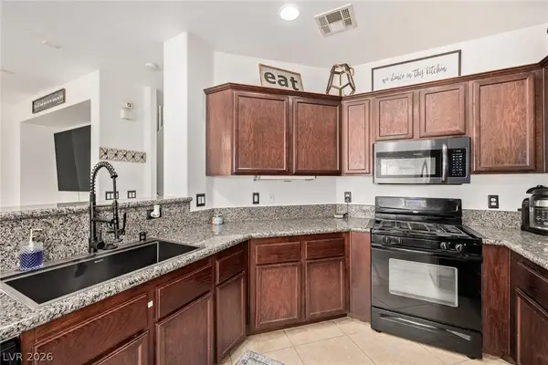 6215 Blushing Willow Street, North Las Vegas, NV 89081