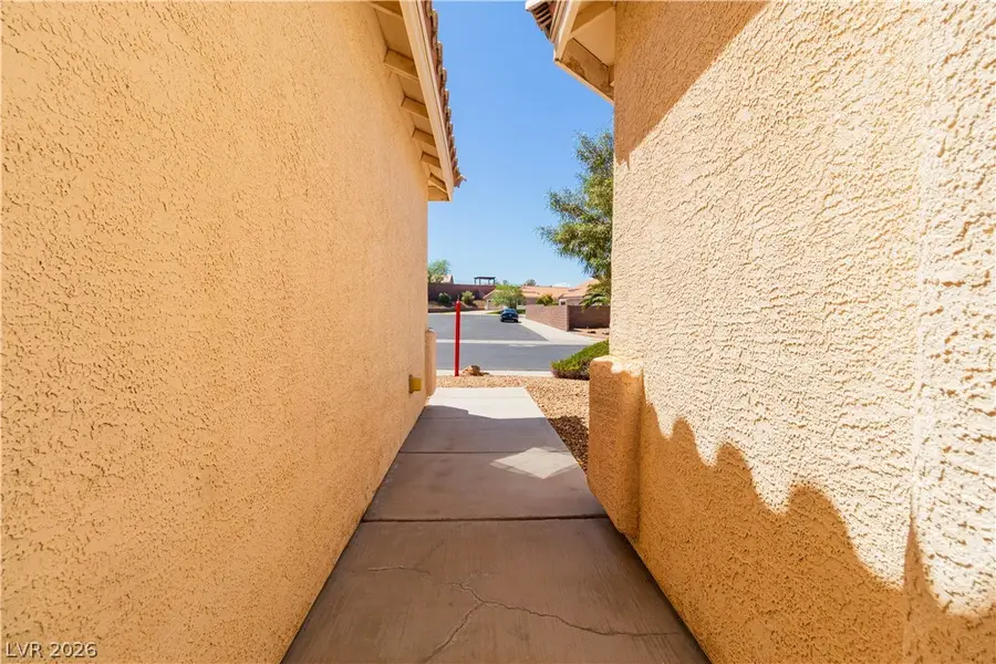 2272 Chestnut Ranch Avenue, Henderson, NV 89052 - #3