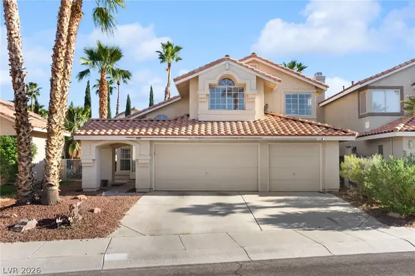 8425 Luna Bay Lane, Las Vegas, NV 89128