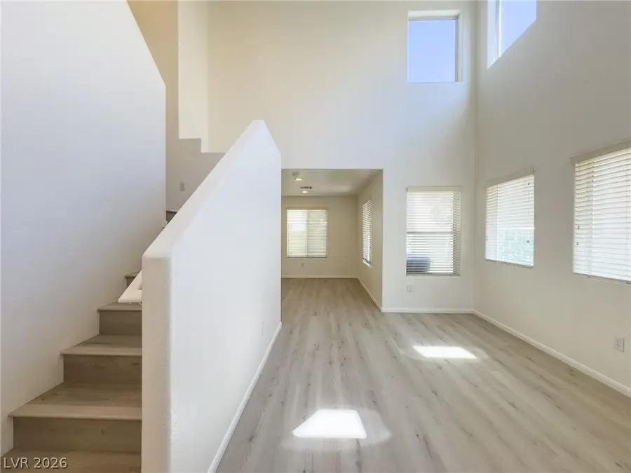 9456 Grandview Spring Avenue, Las Vegas, NV 89166 - #2