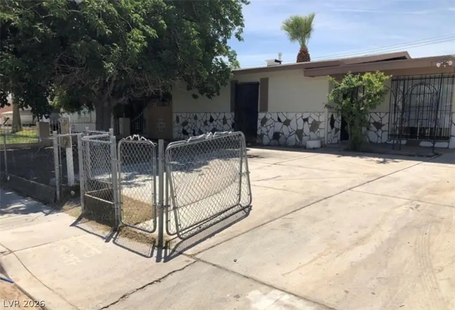 725 Miller Avenue, North Las Vegas, NV 89030 - #2