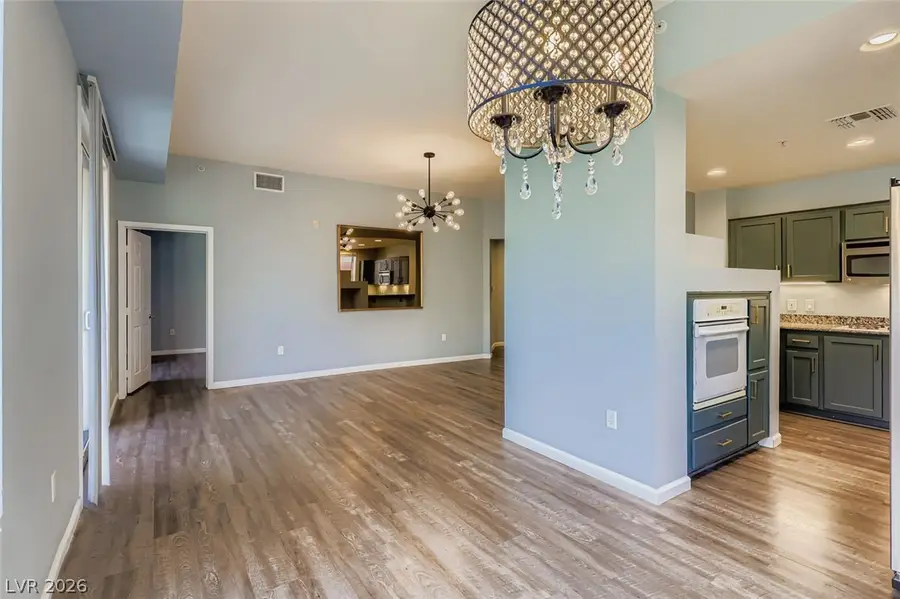39 E Agate Avenue #208, Las Vegas, NV 89123 - #2