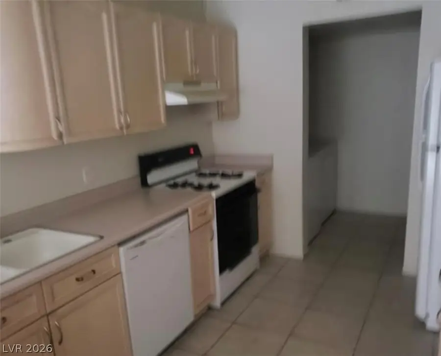 7709 Bauble Avenue, Las Vegas, NV 89128 - #3
