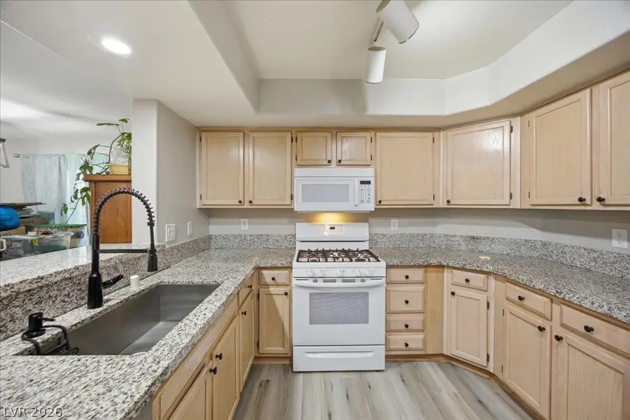 7950 W Flamingo Road #1017, Las Vegas, NV 89147 - #3