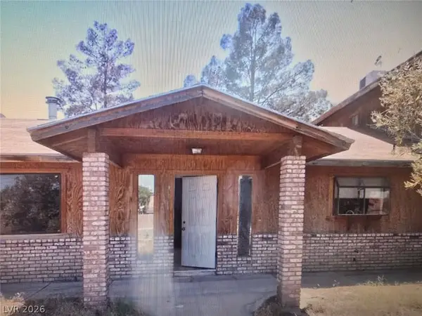 1695 E Camero Avenue, Las Vegas, NV 89123