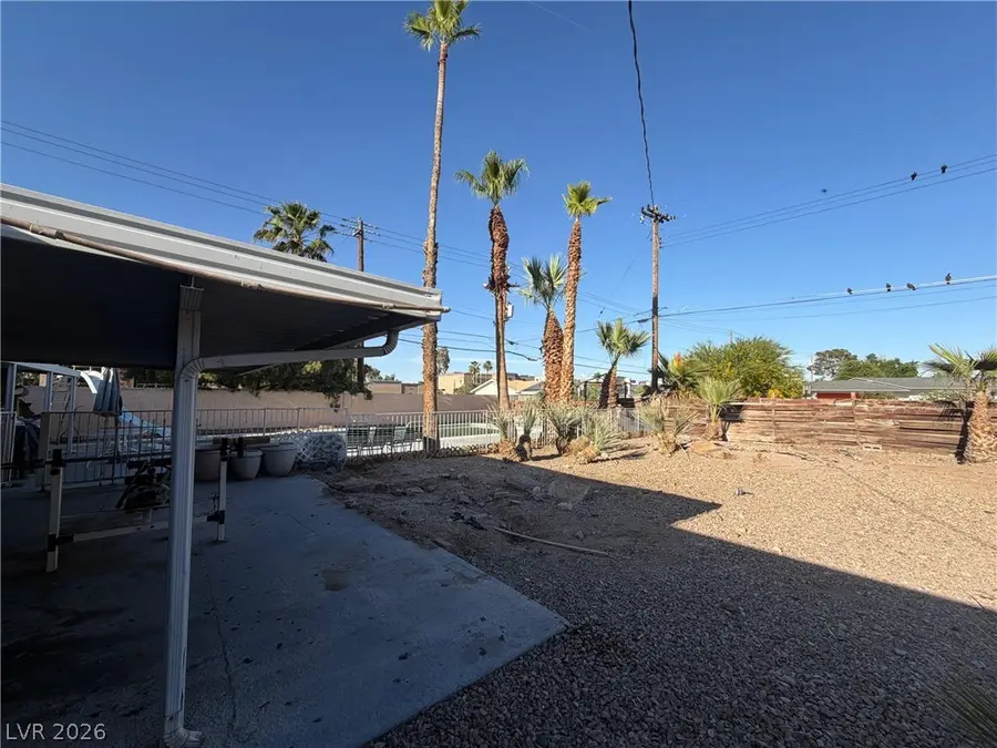 1111 Strong Drive, Las Vegas, NV 89102 - #3