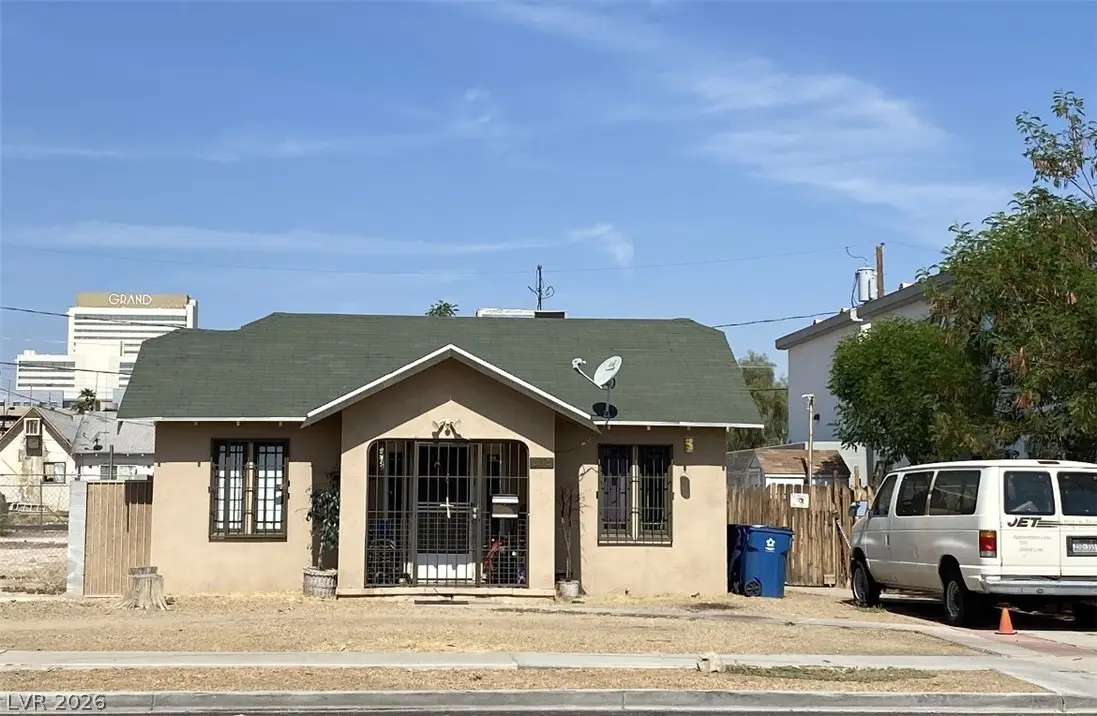 315 N 9th Street, Las Vegas, NV 89101 - #1