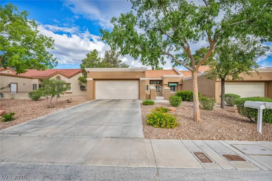 2725 Sungold Drive, Las Vegas, NV 89134 - #2