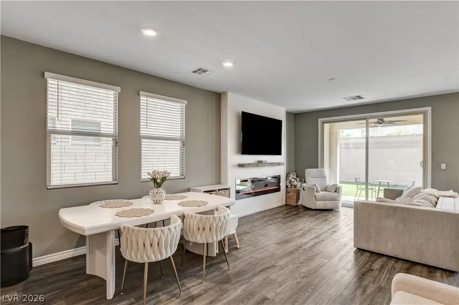 6555 Smithville Avenue, Las Vegas, NV 89142 - #2