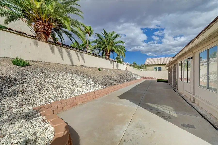 1117 Shady Run Terrace, Henderson, NV 89011 - #3