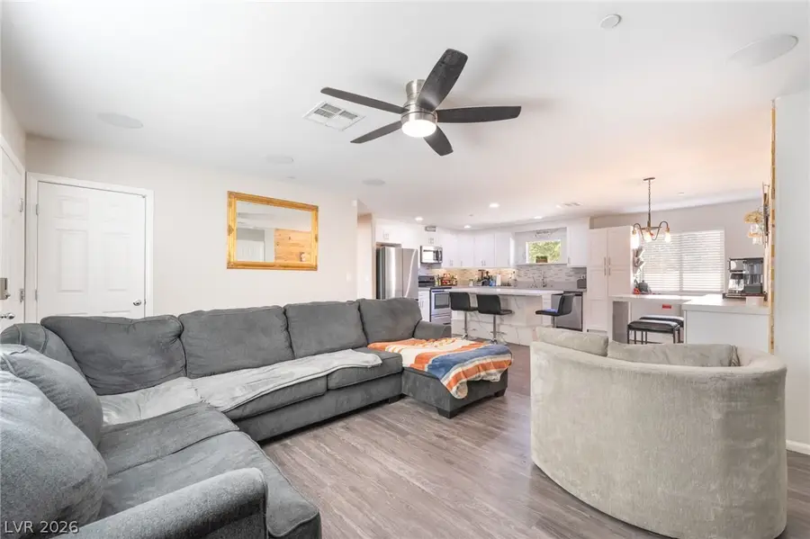 878 W Lake Mead Boulevard, Las Vegas, NV 89106 - #2