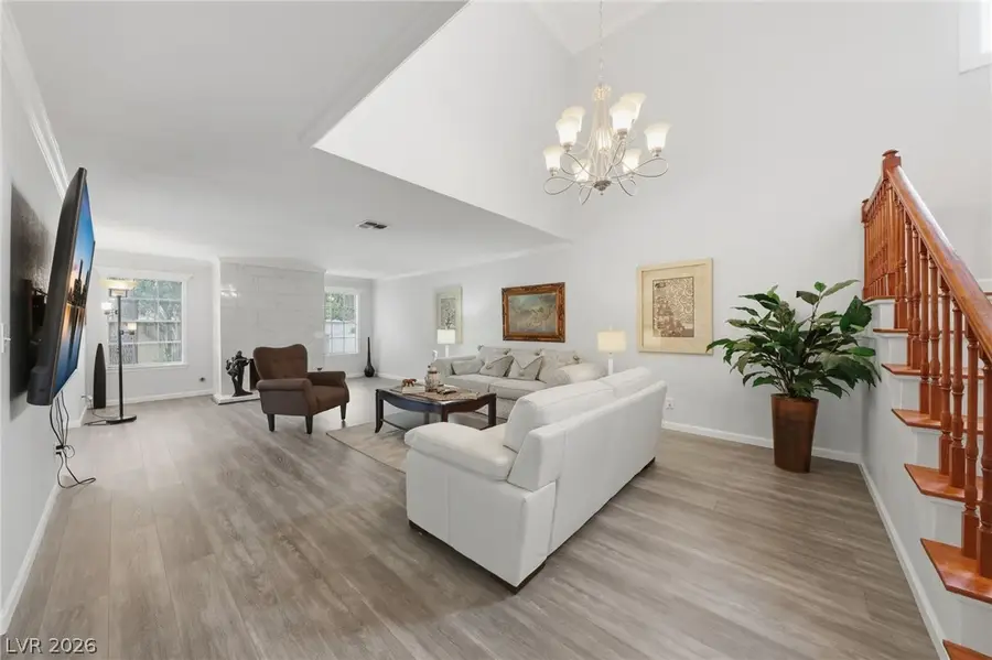 3933 Edgemoor Way, Las Vegas, NV 89121 - #3