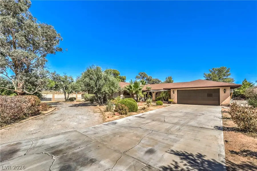 2880 Red Rock Street, Las Vegas, NV 89146 - #2