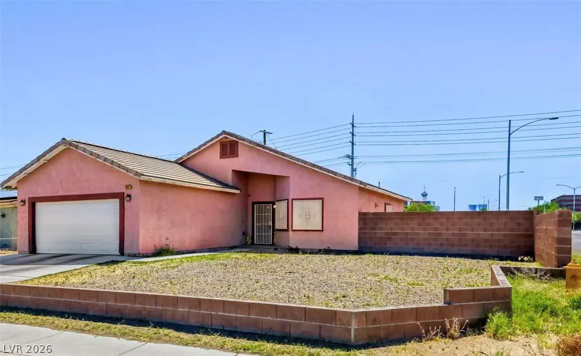 1321 W Adams Avenue, Las Vegas, NV 89106 - #1