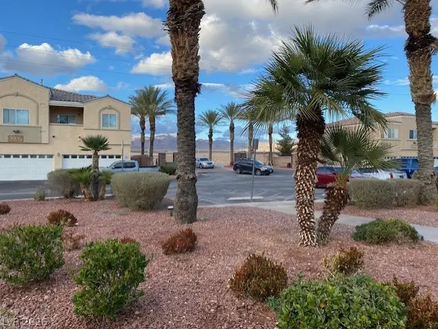 6316 Beige Bluff Street #201, North Las Vegas, NV 89081 - #2
