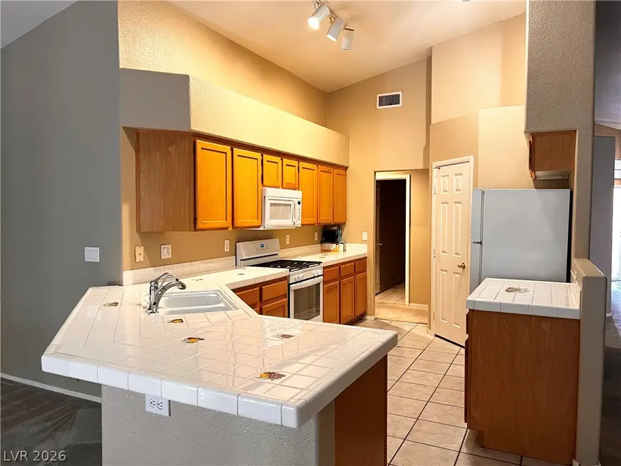 5201 Backwoodsman Avenue, Las Vegas, NV 89130 - #3