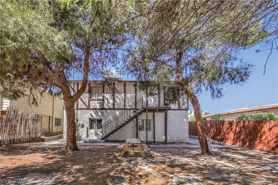 376 N 15th Street, Las Vegas, NV 89101 - #3