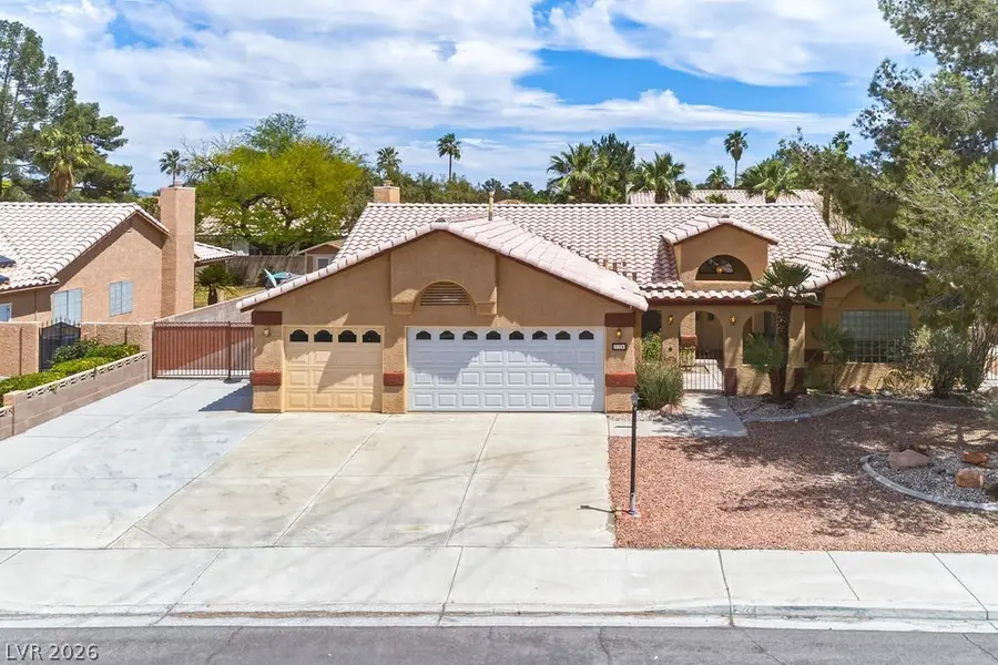 3724 Fox Glen Parkway, Las Vegas, NV 89108 - #3