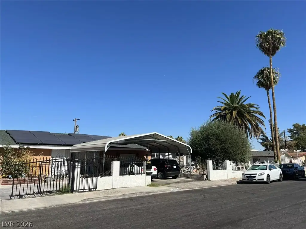3712 San Joaquin Avenue, Las Vegas, NV 89102 - #1