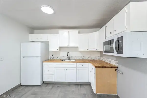 809 E Cartier Avenue #E, North Las Vegas, NV 89030