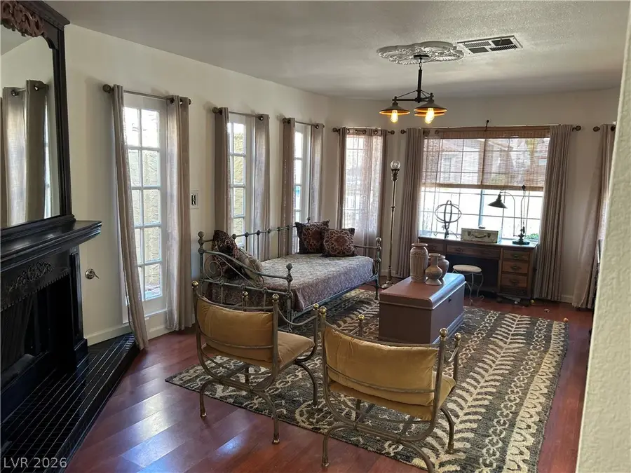 8637 Caribbean Court, Las Vegas, NV 89117 - #3