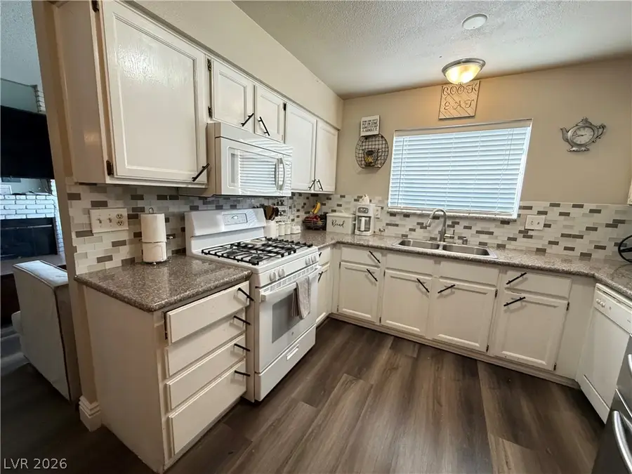 5313 Lambrook Drive, Las Vegas, NV 89130 - #3