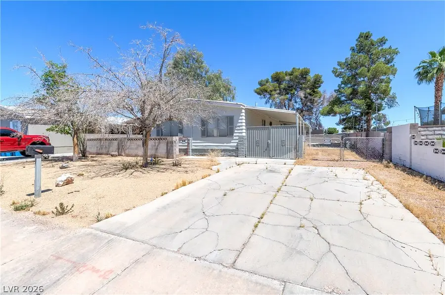 3650 Arbolado Drive, Las Vegas, NV 89121 - #2