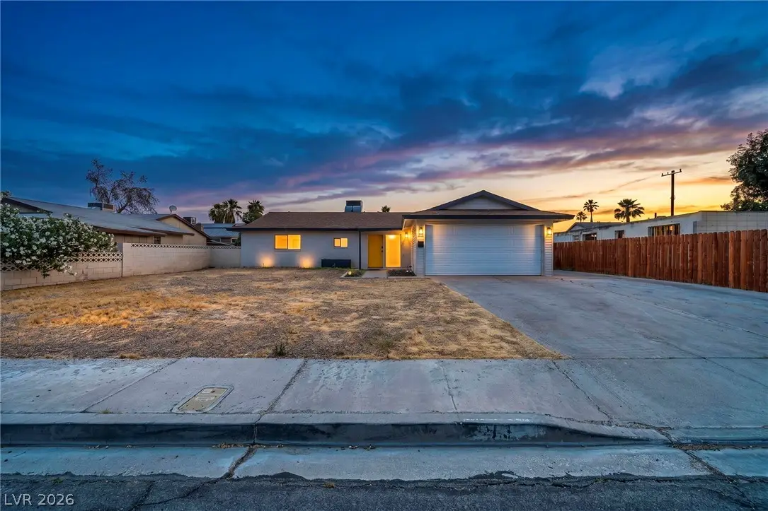 913 De Met Drive, Las Vegas, NV 89119 - #1