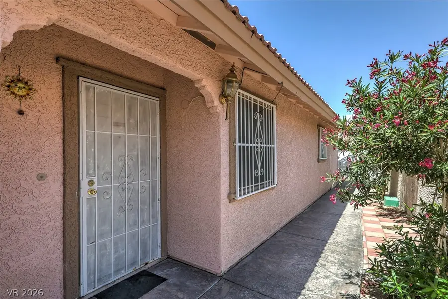 4210 Sunrise Avenue, Las Vegas, NV 89110 - #3