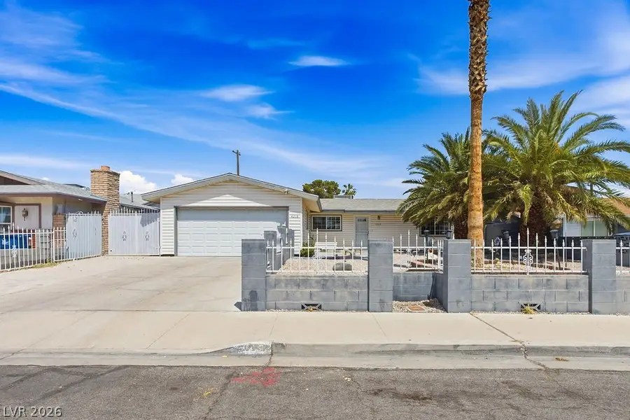 4216 Esmeralda Avenue, Las Vegas, NV 89102 - #2