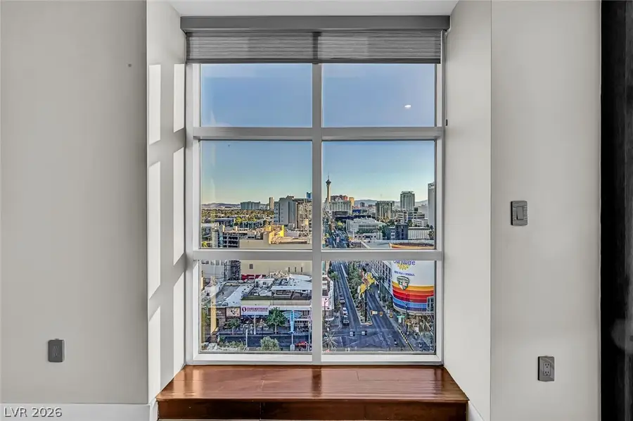 150 Las Vegas Boulevard #1507, Las Vegas, NV 89101 - #2