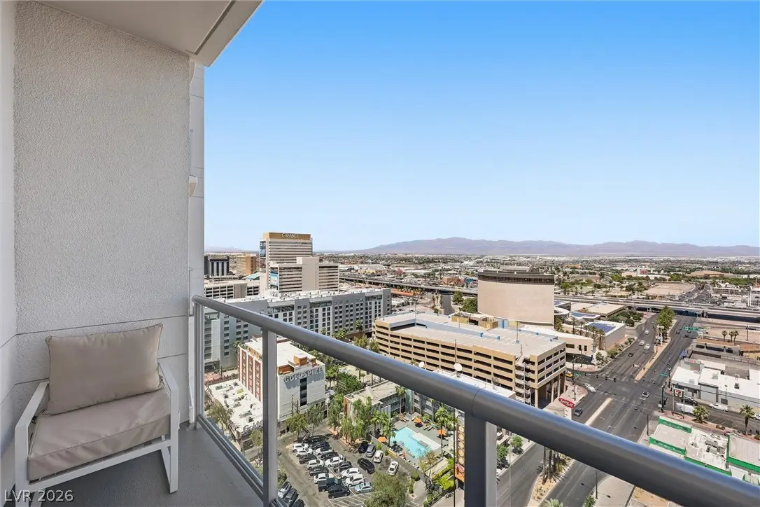 150 Las Vegas Boulevard #2004, Las Vegas, NV 89101 - #1