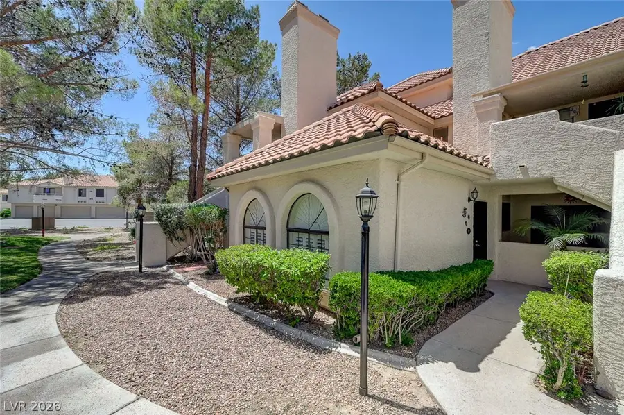 2611 S Durango Drive #102, Las Vegas, NV 89117 - #3