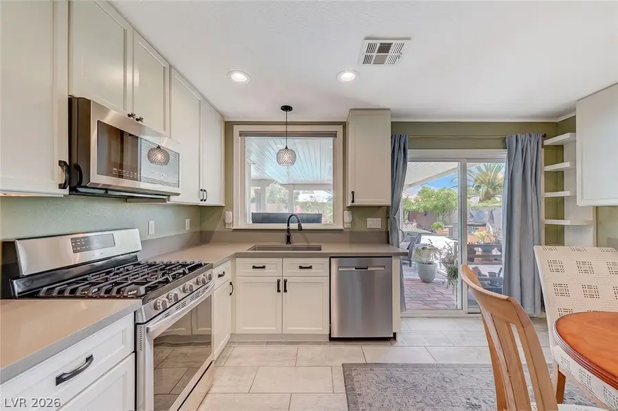 8532 Hidden Pines Avenue, Las Vegas, NV 89143 - #2