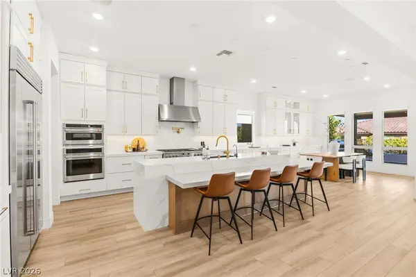 194 Harris Peak Street, Las Vegas, NV 89138