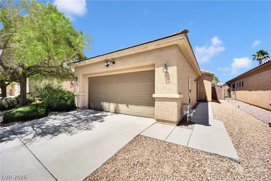 6126 Quintillion Avenue, Las Vegas, NV 89122 - #3